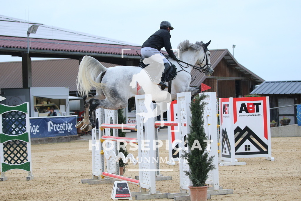 DL2Q2687 | Willkommen bei Brunnmayr - Design & Fotografie – Ihrem Spezialisten für Reitturniere und Pferdeveranstaltungen in Oberösterreich, Salzburg und Bayern! Seit über 17 Jahren sind wir leidenschaftlich dabei.