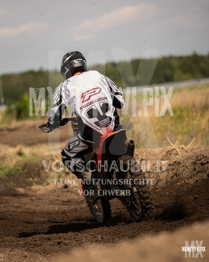 866A1458 | mxndyyvipix