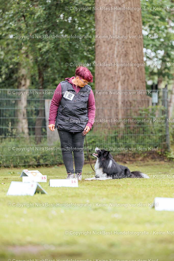 RO-Blumenthal-2026-Nickbest-Hundefotografie-4574 | Dein Hund! Dein Moment! Deine Erinnerungen! Hundefotografie in Bremen Blumenthal. Ich fange die besonderen Momente deines Vierbeiners ein – ob Indoor mit Blitzanlage oder in der freien Natur. Sicher dir dein Moment und dein Termin für eure Erinnerungen.