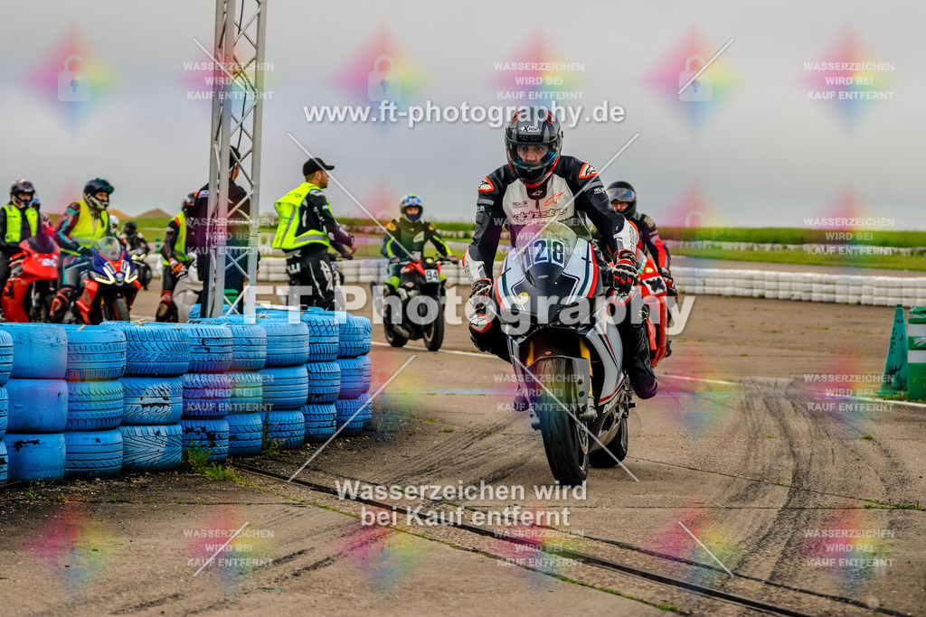 MotoTeam-7919 | Hier findet Ihr Bilder von Touristenfahrten auf der Nürburgring Nordschleife oder von anderen Veranstaltungen die ich besucht habe. Viel Spass beim Durch Schauen 