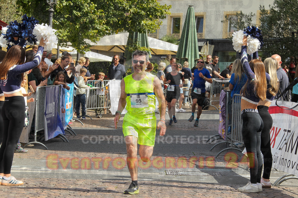 250824_1249_EV4_9536 | Sportfotografie im Rhein-Sieg Kreis, Köln, Bonn, NRW, Rheinland Pfalz, Hessen, etc. Unser Tätigkeitsfeld umfasst den Laufsport vom Volkslauf über den Marathon, Duathlon, Triathon bis zum Ultralauf wie Kölnpfad Ultra oder Schindertrail.