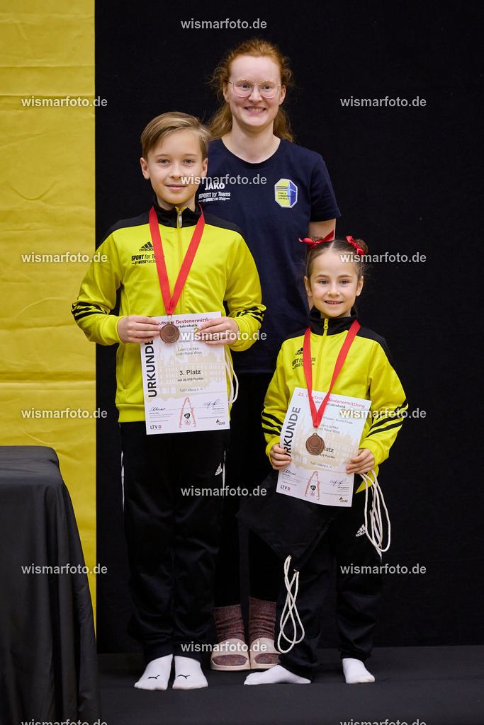 251102_siegerehrung_06 | wismarfoto.de - Realisiert mit Pictrs.com