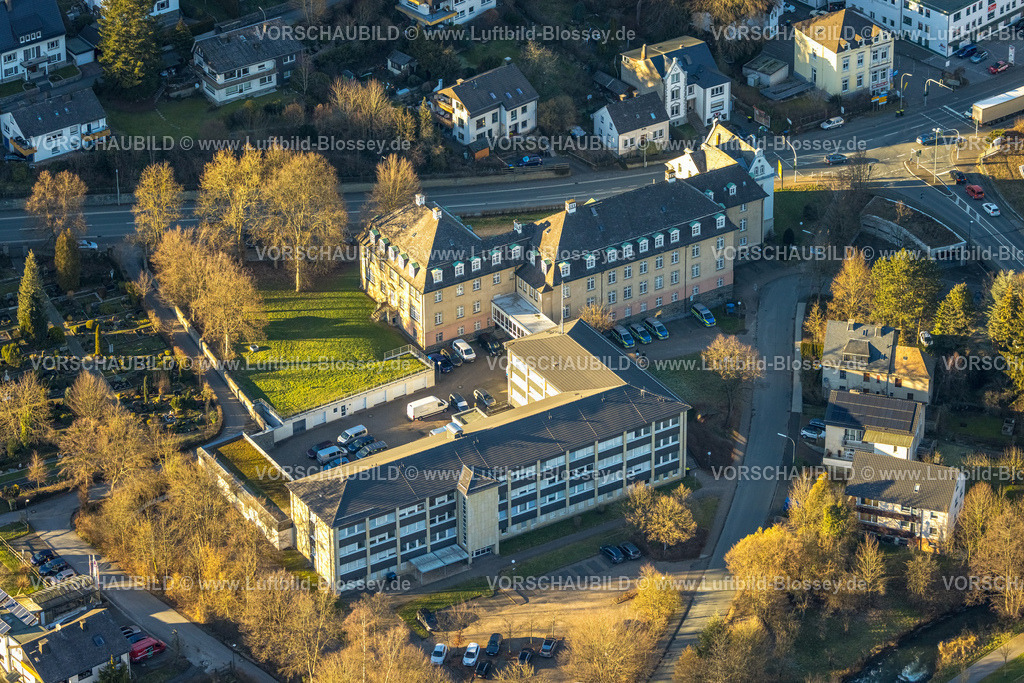 Meschede230205985 | Luftbild, Amtsgericht und Kreispolizeibehörde HSK - Polizeiwache Meschede, Meschede-Stadt, Meschede, Sauerland, Nordrhein-Westfalen, Deutschland