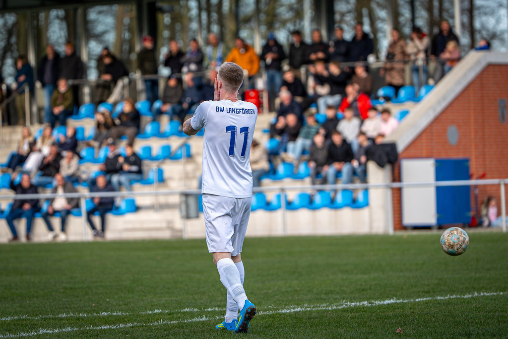 Fußball I Herren I Saison 2025-2026 I Halbfinale Kreispokal VEC I  BW Langförden - TV Dinklage II I 19800 | jns.sportfotos - Realisiert mit Pictrs.com