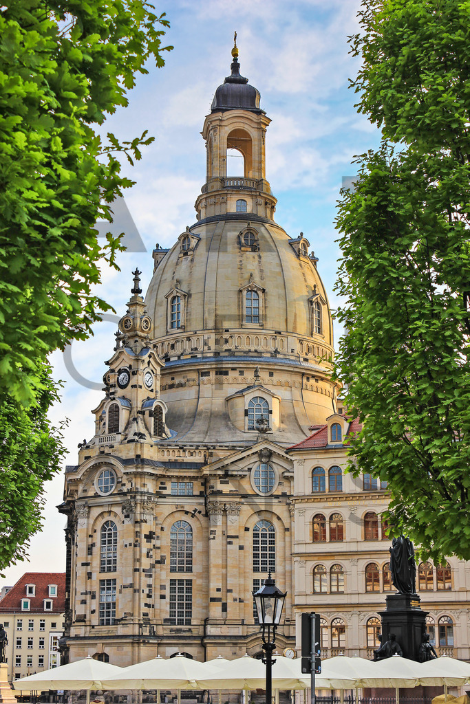 Ein Hans Fineart Original | Entdecke die Kunst von Hans Fineart - Fotografien für dein Zuhause. Verwandle deine Wände mit einzigartigen Kunstwerken und bringe die Schönheit der Welt in dein Leben. Bestelle jetzt und schaffe einen Ort der Inspiration und Eleganz.