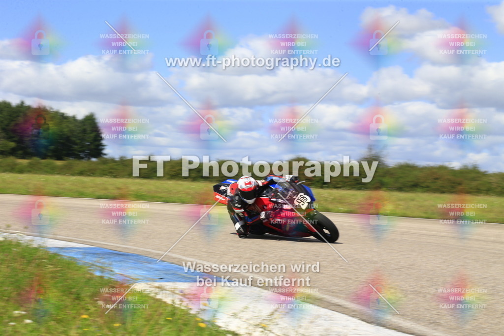 _OUR6471 | Hier findet Ihr Bilder von Touristenfahrten auf der Nürburgring Nordschleife oder von anderen Veranstaltungen die ich besucht habe. Viel Spass beim Durch Schauen 