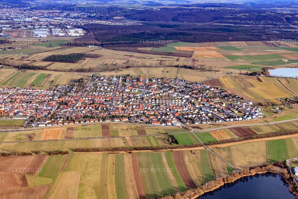 Luftbild: Ortsansicht von Westen im Ortsteil Neuthard in Karlsdorf-Neuthard im Bundesland Baden-Württemberg in Deutschland. Foto: IMG_24610.jpg vom 27.02.2010 durch Werner Riehm/FLY-FOTO.de