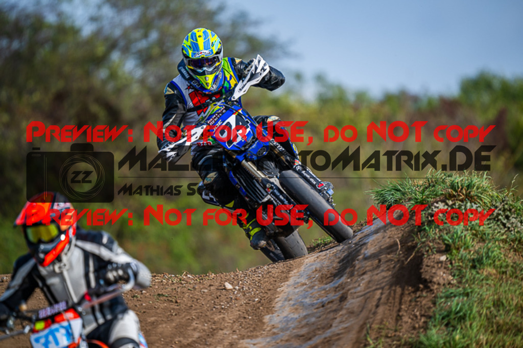 MaZZes_FotoMatrix_230930_7382 | UE40