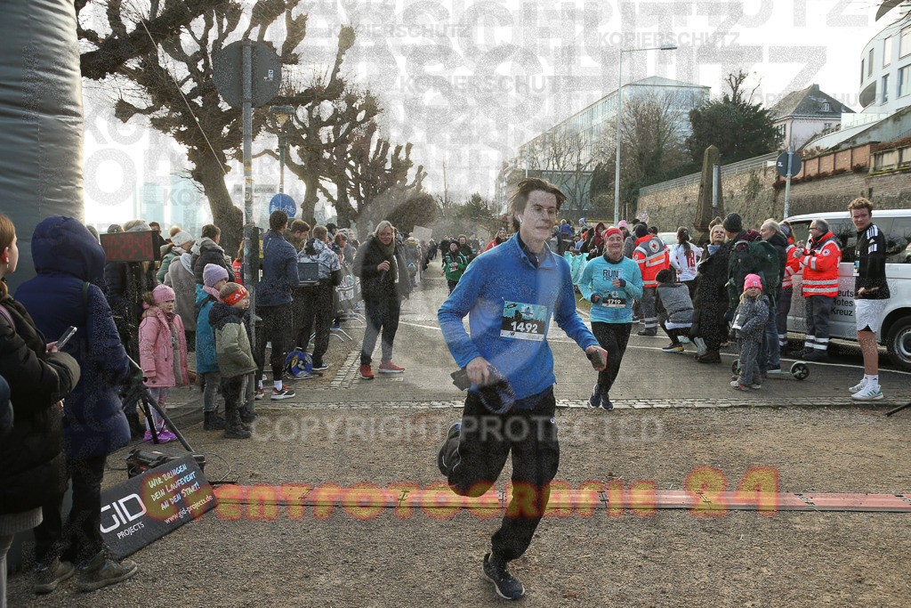 241231_1031_EX1_0935 | Sportfotografie im Rhein-Sieg Kreis, Köln, Bonn, NRW, Rheinland Pfalz, Hessen, etc. Unser Tätigkeitsfeld umfasst den Laufsport vom Volkslauf über den Marathon, Duathlon, Triathon bis zum Ultralauf wie Kölnpfad Ultra oder Schindertrail.