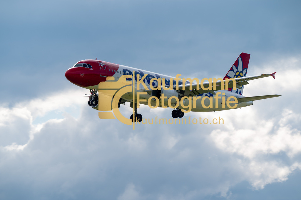 ZRH_Planespotting_def-4364 | kaufmannfoto - Realisiert mit Pictrs.com