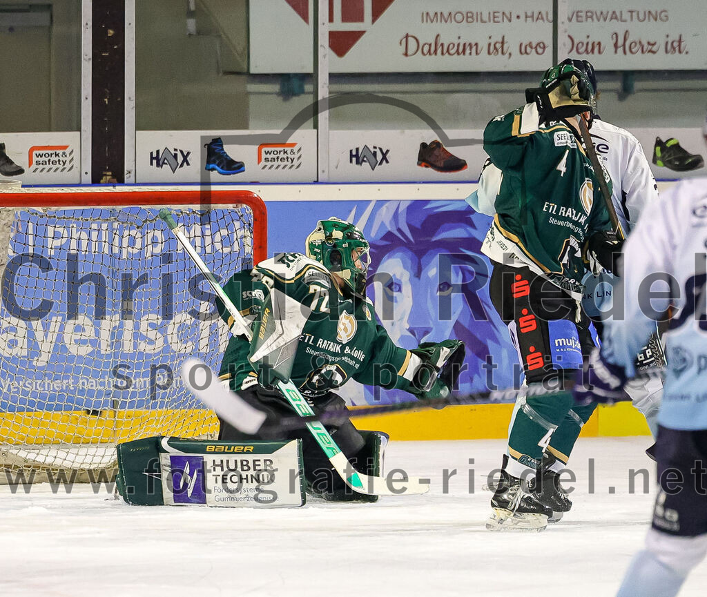 2026-01-06_136_TSV_Erding_gegen_EV_Lindau_Islanders | Erding, Deutschland, 06.01.2026:Eishockey, Oberliga Süd 2025 / 2026, 35. Spieltag, TSV Erding gegen EV Lindau Islanders, Endergebnis: 2:5Torwart David Zabolotny (Erding Gladiators, #72)Foto: Christian Riedel / fotografie-riedel.net