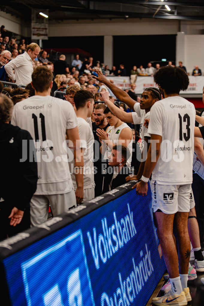 Dragons-9 | jns.sportfotos - Realisiert mit Pictrs.com