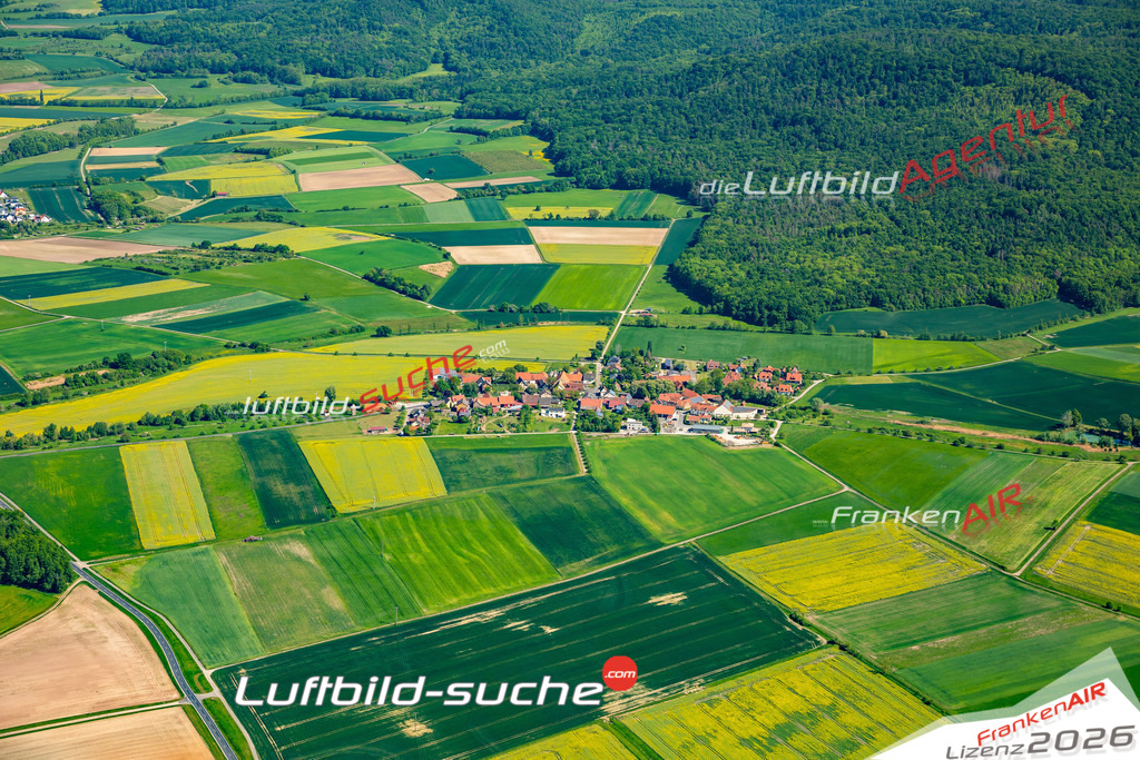 Luftbild Vs Google Maps  Oberschwappach  Knetzgau -Das Luftbild wurde 2025 vom UL-Flugzeug heraus erstellt ( keine Drohne ) - Hochauflösende Luftaufnahme -Nicht vergleichbar mit Google Maps oder Satelittenbilder- Die Geschenkidee !Mit Lizenz und Bildrechte bestellbar