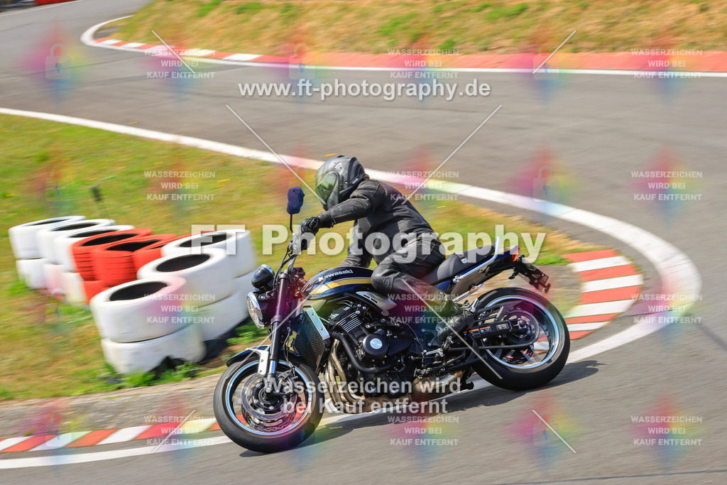 _DSK2575 | Hier findet Ihr Bilder von Touristenfahrten auf der Nürburgring Nordschleife oder von anderen Veranstaltungen die ich besucht habe. Viel Spass beim Durch Schauen 