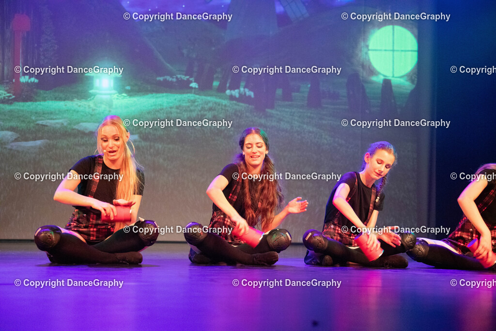 GPHY3095 | DanceGraphy - Realisiert mit Pictrs.com