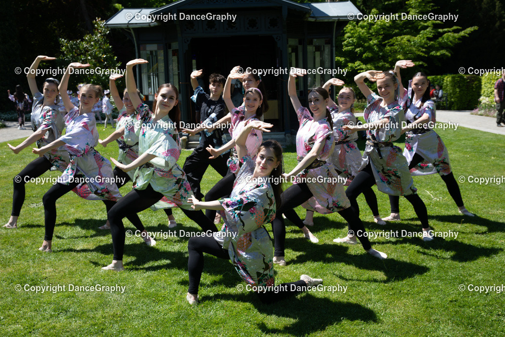 GPHY3955 | DanceGraphy - Realisiert mit Pictrs.com