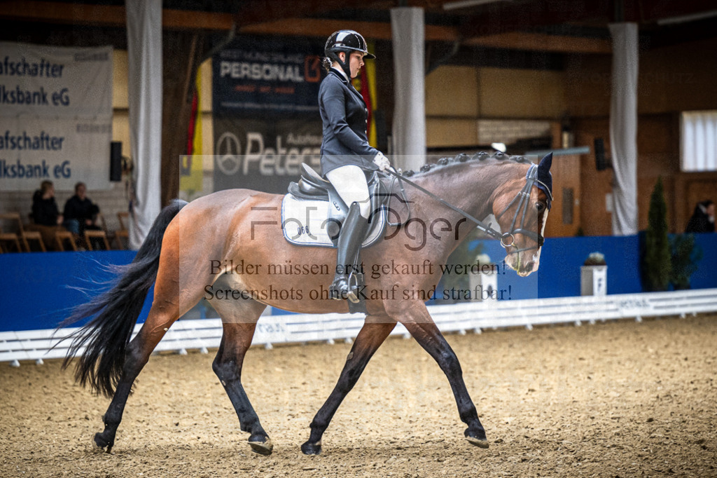 DOS_1394 | Entdecke hochwertige Reitturnierfotos von Foto Oger. Professionell, emotional und authentisch – jetzt Lieblingsmomente im Shop bestellen.Deutschlandweite Turnierfotografie. - Realisiert mit Pictrs.com