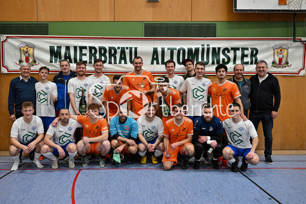 Maierbräu Neujahrscup der Herren | Siegerfoto SV Wulfertshausen und BC Aichach II zusammen