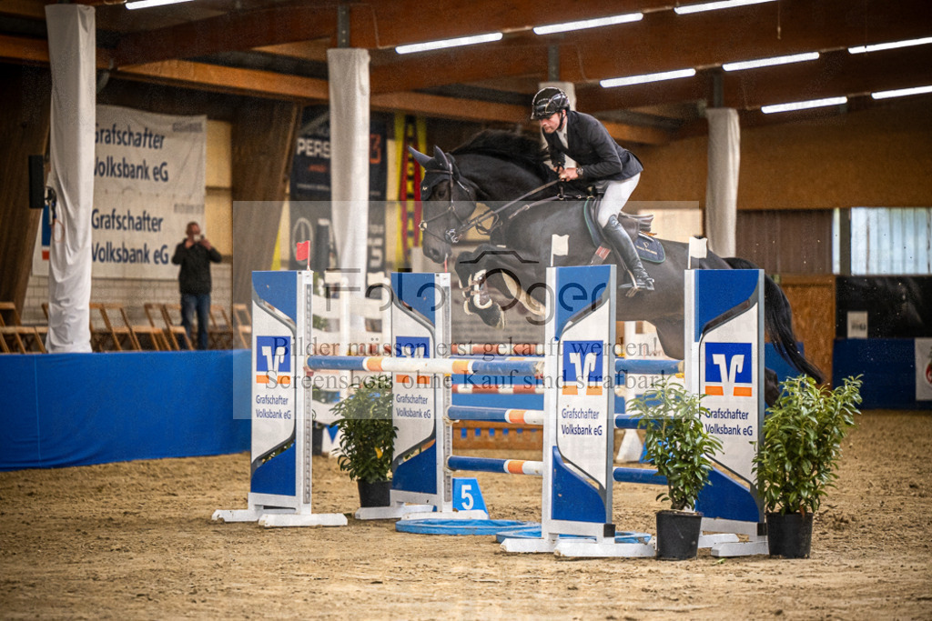 DOS_2602 | Entdecke hochwertige Reitturnierfotos von Foto Oger. Professionell, emotional und authentisch – jetzt Lieblingsmomente im Shop bestellen.Deutschlandweite Turnierfotografie. - Realisiert mit Pictrs.com