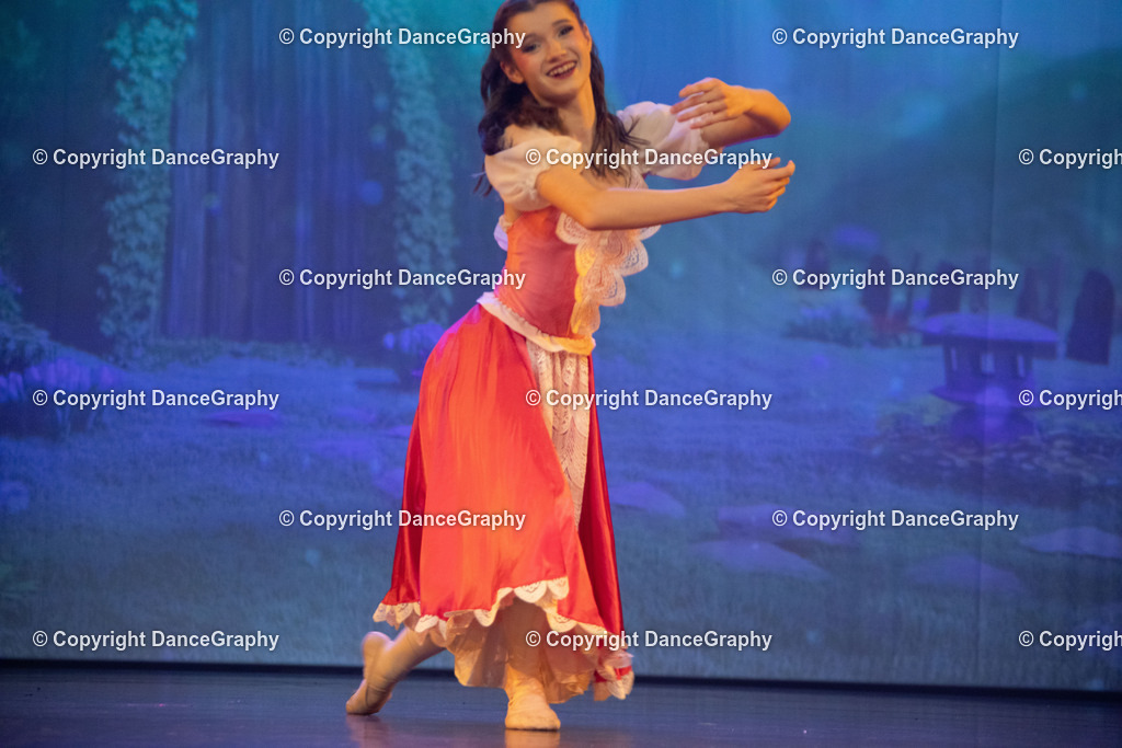 GPHY3197 | DanceGraphy - Realisiert mit Pictrs.com