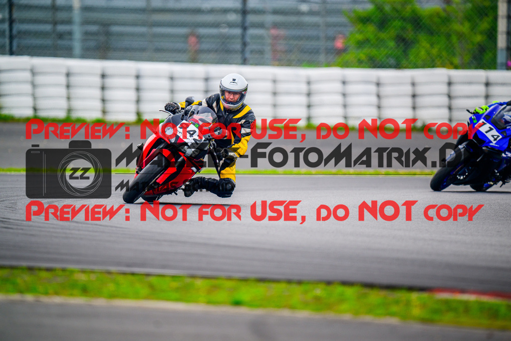 MaZZes_FotoMatrix_240804_6007705_5799 | Fotograf Mathias Schmid
Sportfotograf,
Eventfotograf,
Hochzeitsfotograf,
Portraitfotograf