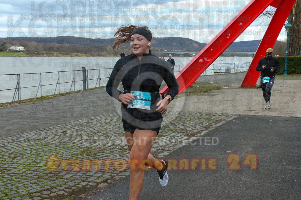 221231_1206_EX1_0450 | Sportfotografie im Rhein-Sieg Kreis, Köln, Bonn, NRW, Rheinland Pfalz, Hessen, etc. Unser Tätigkeitsfeld umfasst den Laufsport vom Volkslauf über den Marathon, Duathlon, Triathon bis zum Ultralauf wie Kölnpfad Ultra oder Schindertrail.