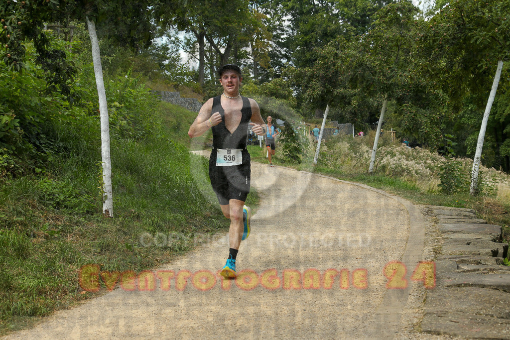 250824_1417_EX1_5723 | Sportfotografie im Rhein-Sieg Kreis, Köln, Bonn, NRW, Rheinland Pfalz, Hessen, etc. Unser Tätigkeitsfeld umfasst den Laufsport vom Volkslauf über den Marathon, Duathlon, Triathon bis zum Ultralauf wie Kölnpfad Ultra oder Schindertrail.