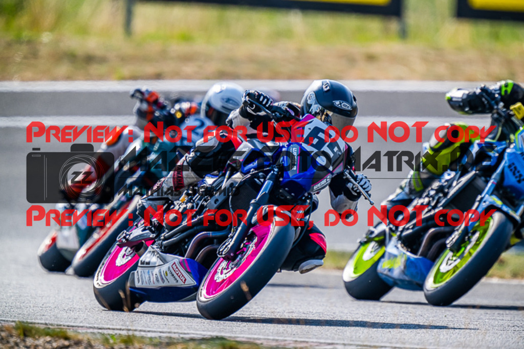 MaZZes_FotoMatrix_220722_8854 | TWIN