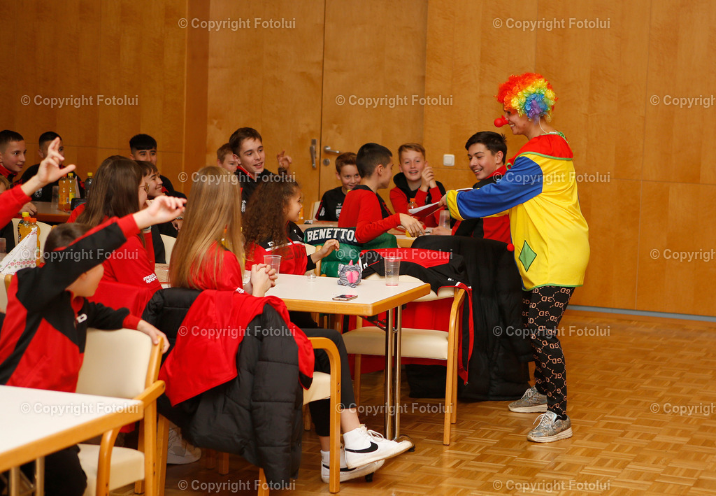 ASKOEOEDTWEIHNACHTSFEIERNACHWUCHS_44 | bilder, linz, photo, foto, fussball, sport, fotolui, bundesliga