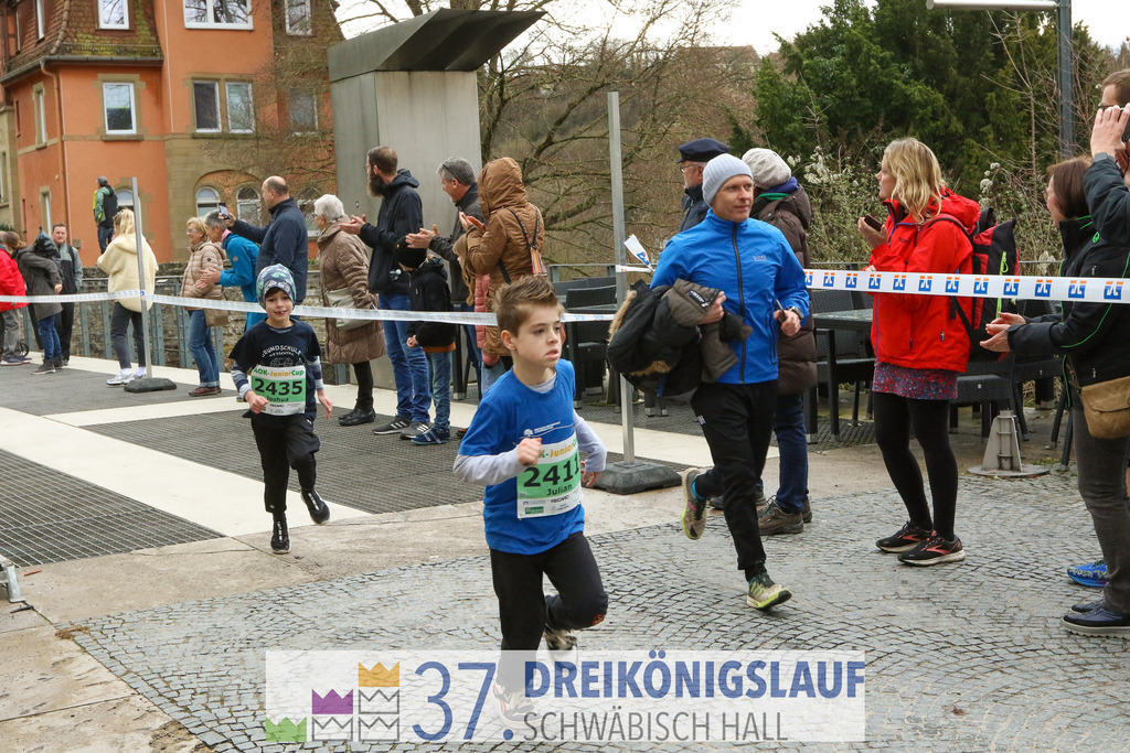 AOK JuniorCup 400m | 3Koenigslauf 2023 - Realisiert mit Pictrs.com