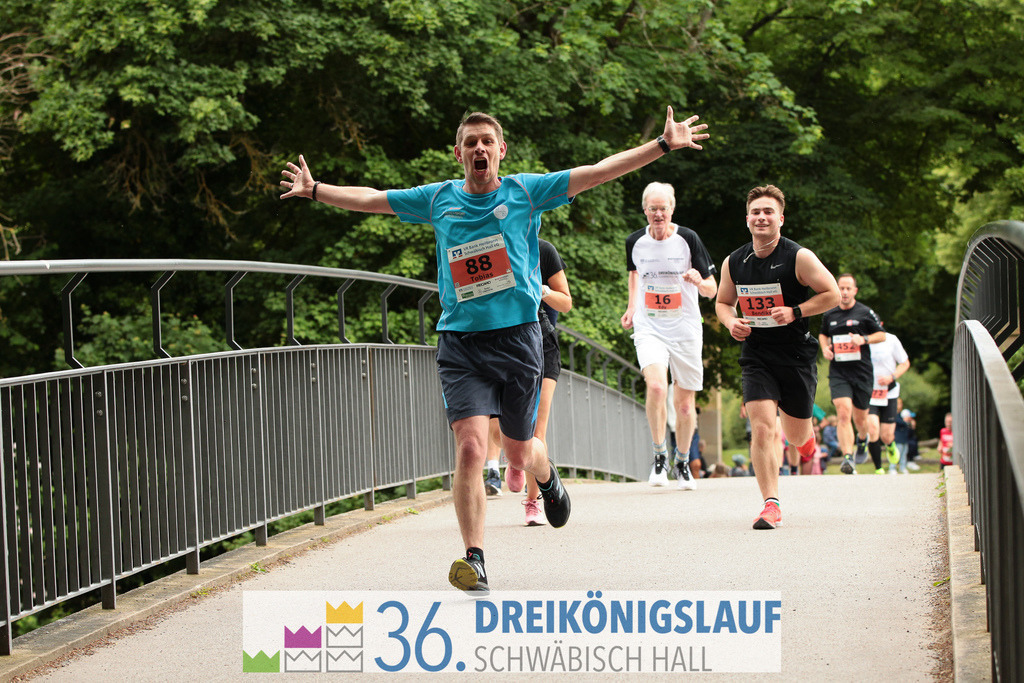 VR Bank Hauptlauf 10km | 3königslauf 2022 VR Bank Hauptlauf - Realisiert mit Pictrs.com