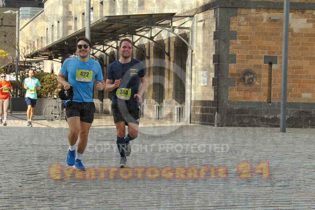 250920_1534_EV4_9175 | Sportfotografie im Rhein-Sieg Kreis, Köln, Bonn, NRW, Rheinland Pfalz, Hessen, etc. Unser Tätigkeitsfeld umfasst den Laufsport vom Volkslauf über den Marathon, Duathlon, Triathon bis zum Ultralauf wie Kölnpfad Ultra oder Schindertrail.