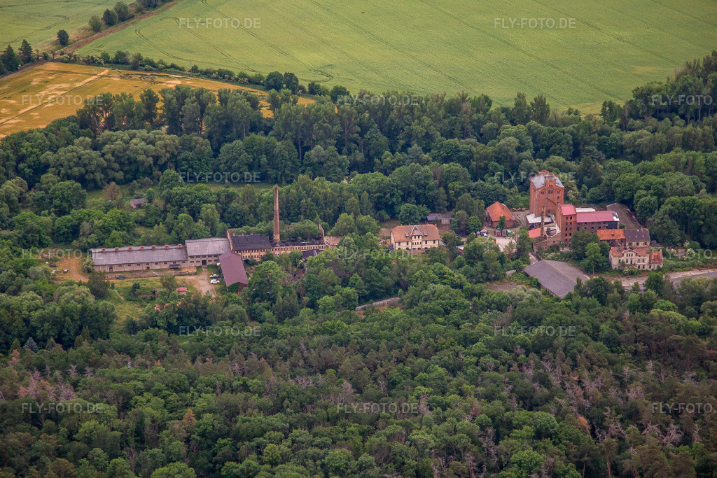 Luftbild: Alte Fabriken in Quedlinburg im Bundesland Sachsen-Anhalt in Deutschland. Foto: IMG_136456.jpg vom 16.06.2023 durch Werner Riehm/FLY-FOTO.de