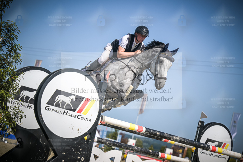 DOS_2632 | Entdecke hochwertige Reitturnierfotos von Foto Oger. Professionell, emotional und authentisch – jetzt Lieblingsmomente im Shop bestellen. - Realisiert mit Pictrs.com