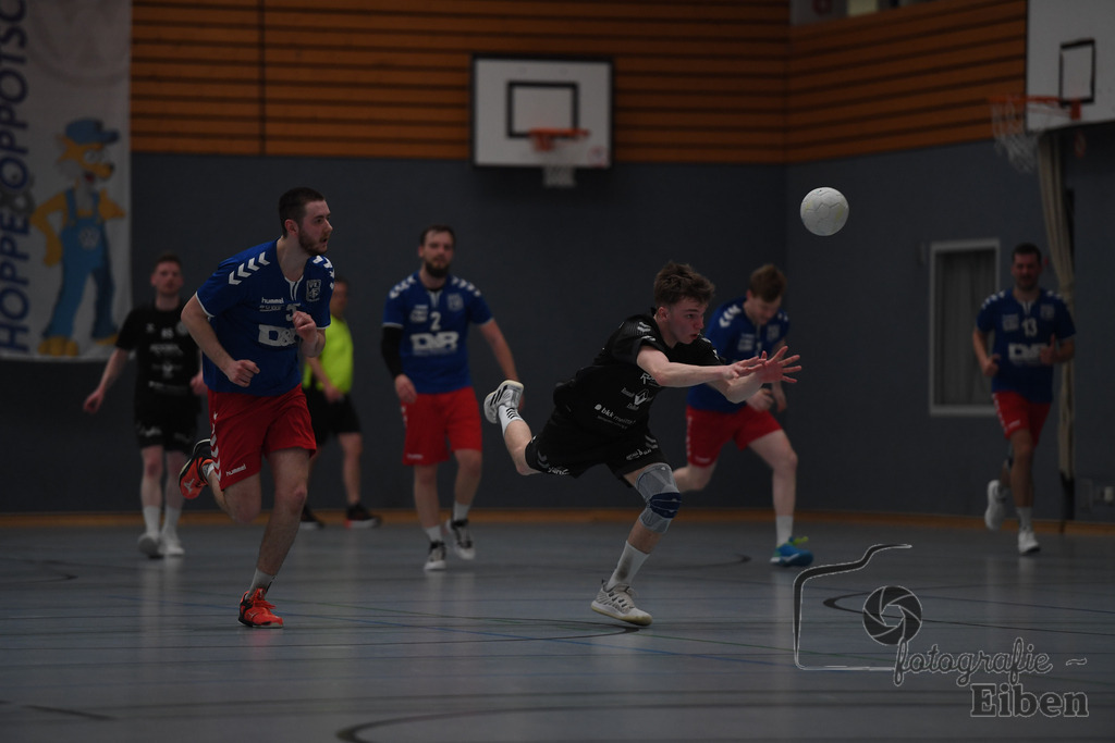 VFL Rastede-Elsflether TB 2 | VFL Rastede (blau)-Elsflether TB 2 (schwarz) am 06.04.2024 in Rastede (Sporthalle Feldbreite), Deutschland, Photo: Philip Eiben 2024 - Realisiert mit Pictrs.com