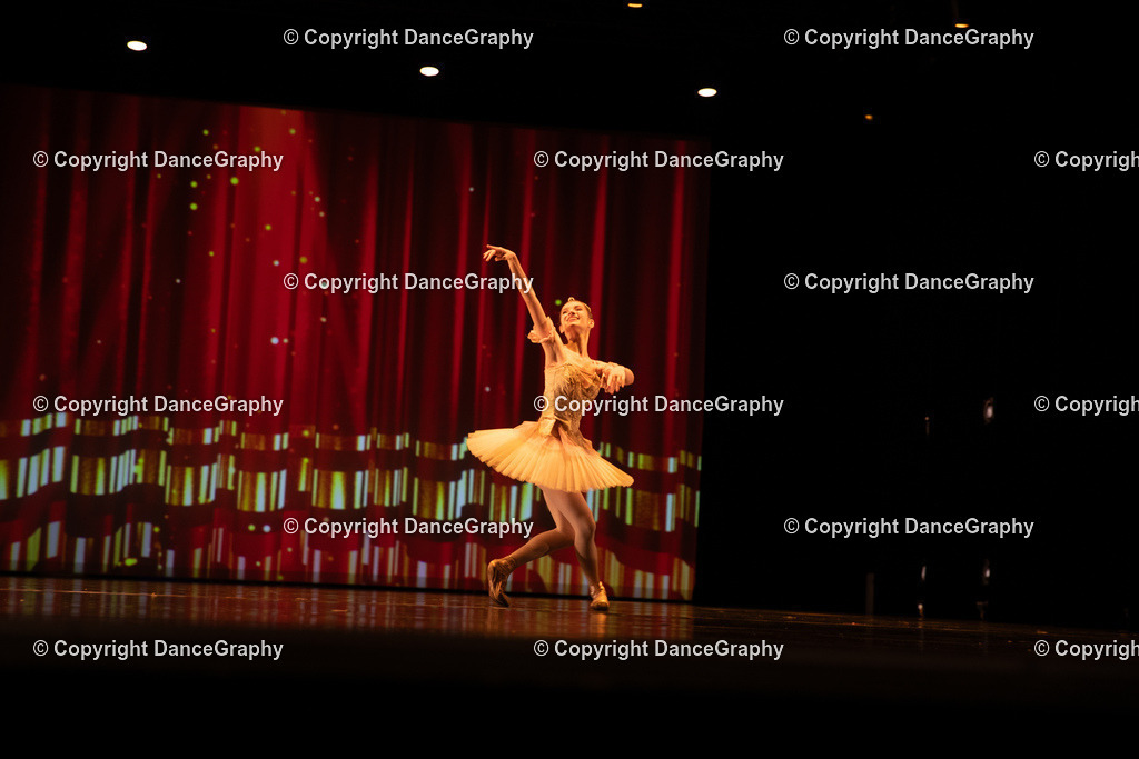 GPHY5800 | DanceGraphy - Realisiert mit Pictrs.com