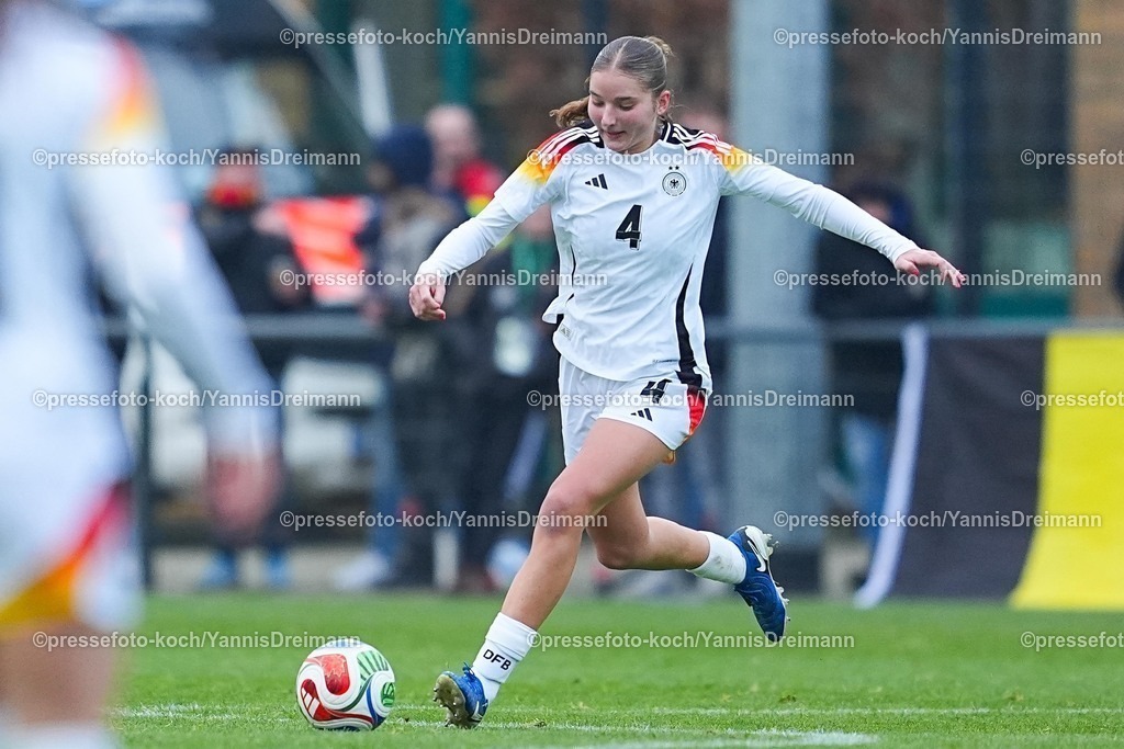xYDRx26112502050 | 26.11.2025, xydrx, Fußball, Länderspiel, EM-Qualifikation U19-Frauen, Belgien - Deutschland, Sportschule Wedau: Lina Szaraz (GER #4)