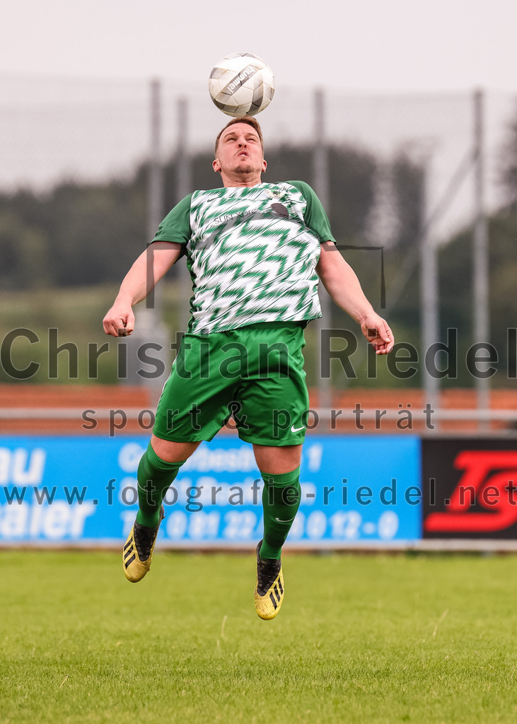 2023-08-06_060_SC_Kirchasch_gegen_SV_Eichenried | Bockhorn, Deutschland, 06.08.2023:
Fußball, Kreisliga 2023 / 2024, 2. Spieltag, SC Kirchasch gegen SV Eichenried, Endergebnis: 3:1

David Müller (SV Eichenried, #4)

Foto: Christian Riedel / fotografie-riedel.net