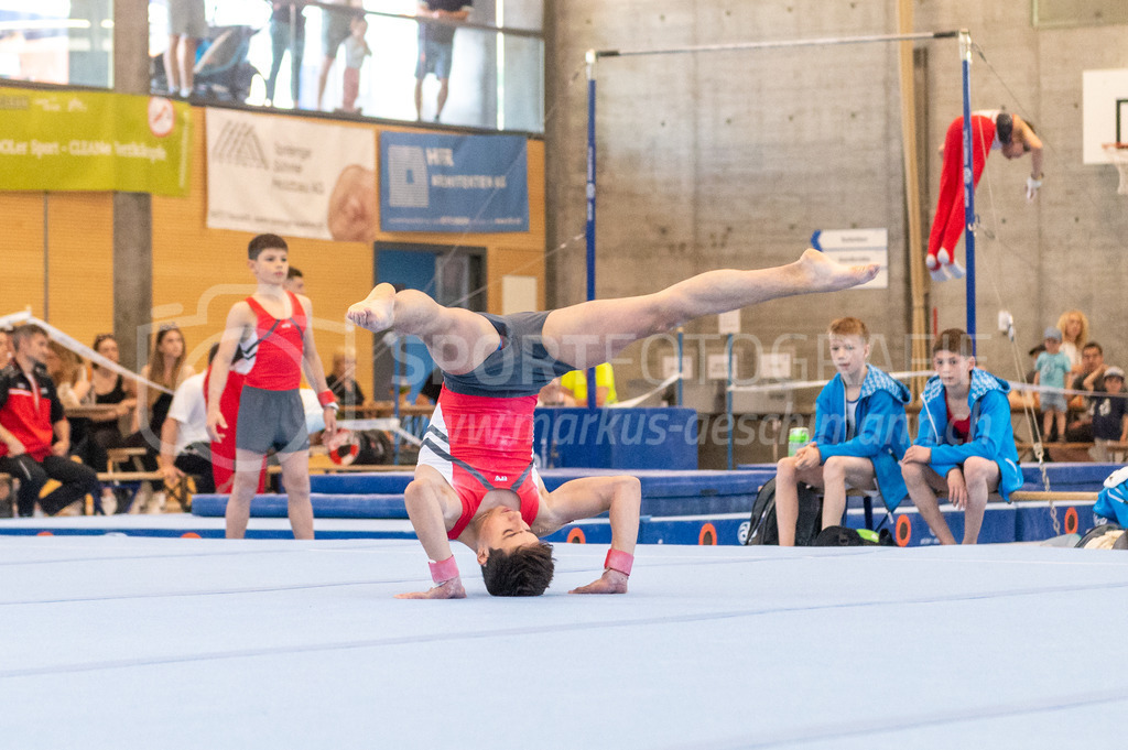 104. Zürcher Kunstturnertage Neftenbach - 14. May 2022 | 104. Zürcher Kunstturnertage Neftenbach
Turnhalle Ebni, Neftenbach
Programm 5 (P5)
Bild: Sportfotografie Markus Aeschimann | www.markus-aeschimann.ch - Realisiert mit Pictrs.com