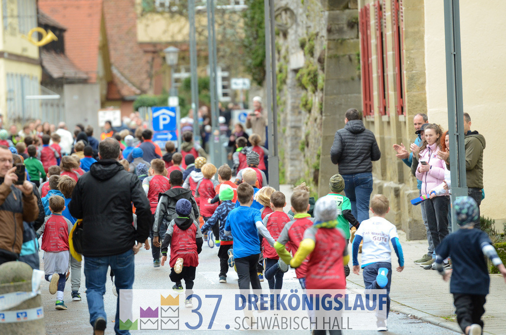 AOK JuniorCup 400m | 3Koenigslauf 2023 - Realisiert mit Pictrs.com