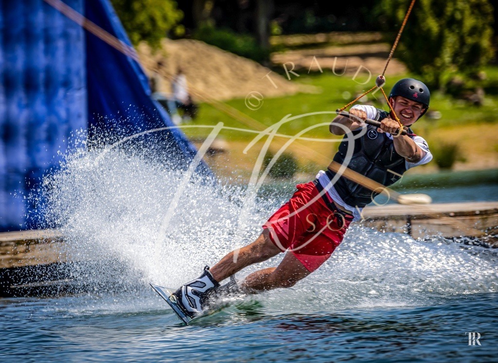 91fc517e73934580ae90a9d7abbfd4e3 | traudl_s_fotos