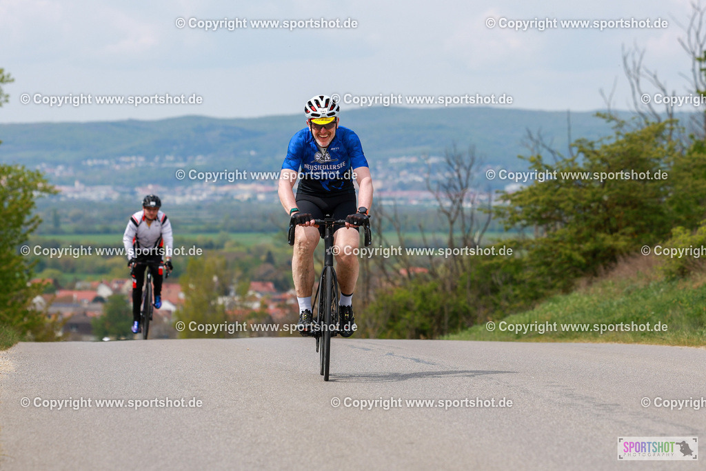 436_AR6_1379 | Neusiedlersee Radmarathon 2026@sportshot_your_pictrs #yourpictures#roadtowm2029 #nrm #neusiedlerseeradmarathon #neusiedlersee #neusiedlerseetourismus #burgenland #mörbisch #nrm26 #burgenlandtourismus #voglundco #poweredbyburgenlandtourismus #radsport #rad #marathon #ucigranfondo #visitburgenland #ucigranfondoworldseries