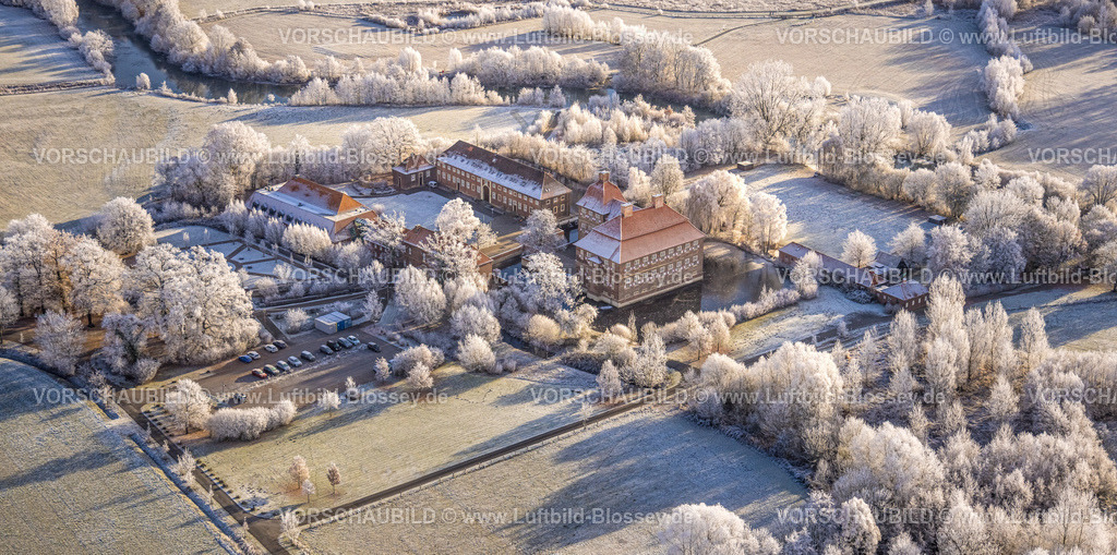 Hamm221200055SchlossOberwerries | Luftbild, Schloss Oberwerries, Wasserschloss in winterlichen Lippeauen, Heessen, Hamm, Ruhrgebiet, Nordrhein-Westfalen, Deutschland