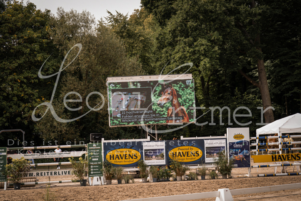 7.Fr00001 | Leoni Ertmer Photography - Realisiert mit Pictrs.com