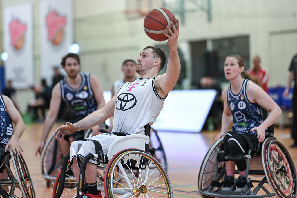 gml_065 | Fotos von Basketballspielen aus dem Raum NRW fotografiert von Gero Mueller-Laschet und Daniel Schaefer - Realisiert mit Pictrs.com