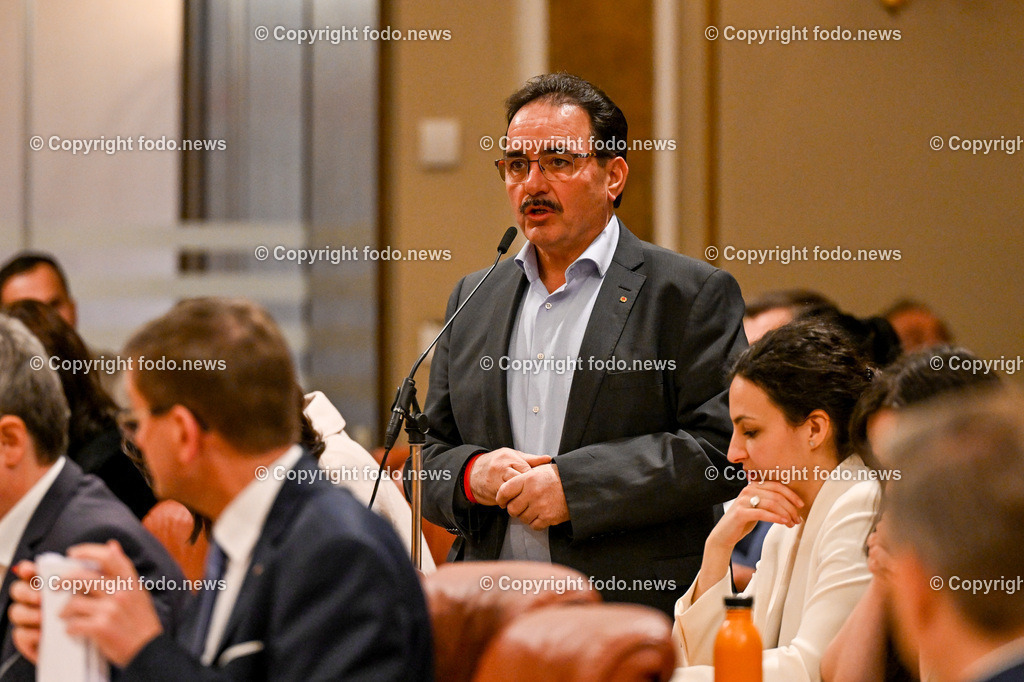 Landhaus Linz_ Promenade_ Landtagssitzung_ 25.01.2024-78 | 25.01.2024, Landhaus Linz AUT, Promenade, Landtagssitzung, im Bild Erich Wahl (SP, LAbg.)