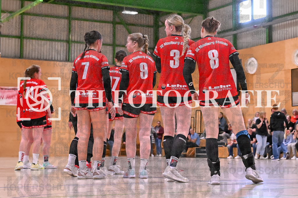 GER, SG Maulburg/Steinen - HB Kinzigtal, Handball, Suedbadenliga, 22. Spieltag, Saison 2023/2024, 27.04.2024 | Team SGMS stellt sich auf fuer den Dank an die Fans.

GER, SG Maulburg/Steinen - HB Kinzigtal, Handball, Suedbadenliga, 22. Spieltag, Saison 2023/2024, 27.04.2024

Foto: TH Fotografie/Thomas Hess