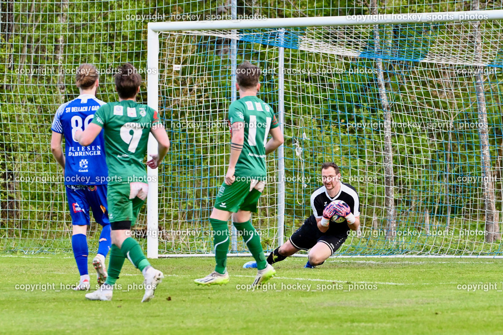 Dellach Gail vs. Rapid Lienz | #9 Lukas Matthias Lassnig Rapid Lienz, #11 Benjamin Josef Michael Martin Bürgler Rapid Lienz, #1 Julian Weiskopf Rapid Lienz, Dellach Gail vs. Rapid Lienz, Dellach Gail vs. Rapid Lienz am 26.04.2024 in Dellach (Sportplatz Dellach Gail), Austria, (Photo by Bernd Stefan)