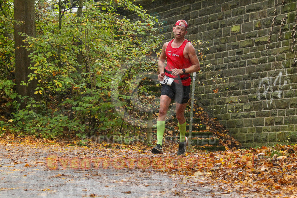 241027_1201_EV4_6144 | Sportfotografie im Rhein-Sieg Kreis, Köln, Bonn, NRW, Rheinland Pfalz, Hessen, etc. Unser Tätigkeitsfeld umfasst den Laufsport vom Volkslauf über den Marathon, Duathlon, Triathon bis zum Ultralauf wie Kölnpfad Ultra oder Schindertrail.