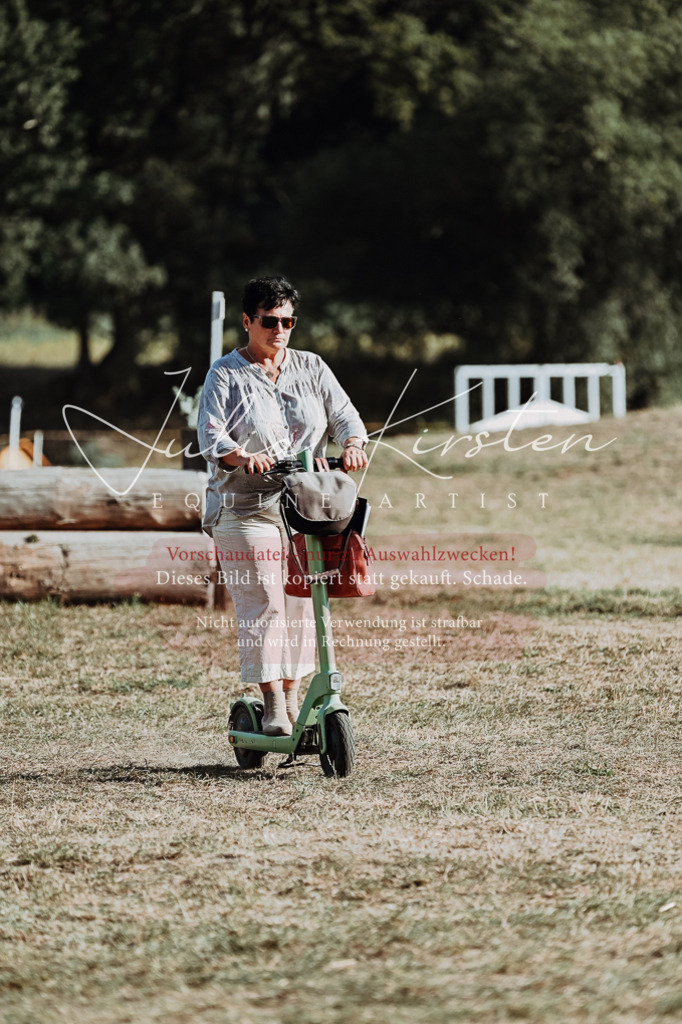 DSC_8966 | Pferde- und Turnierfotografie in Westsachsen. Pferdeportraits, Auftragszeichnungen und intuitive Kunst.